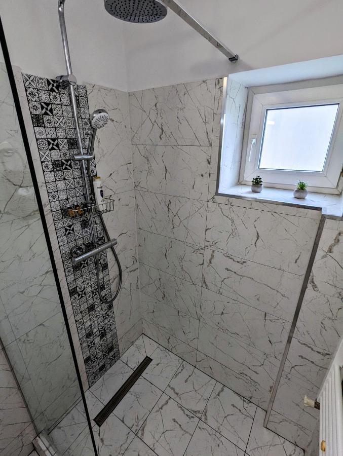 Sebastian Studio Apartment Bükreş Dış mekan fotoğraf