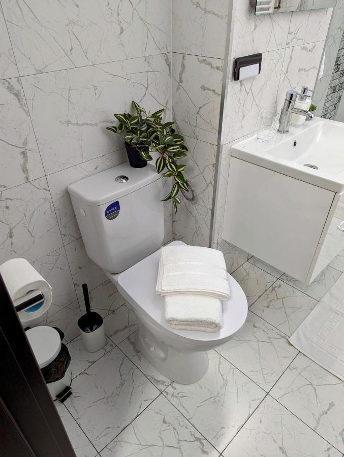 Sebastian Studio Apartment Bükreş Dış mekan fotoğraf